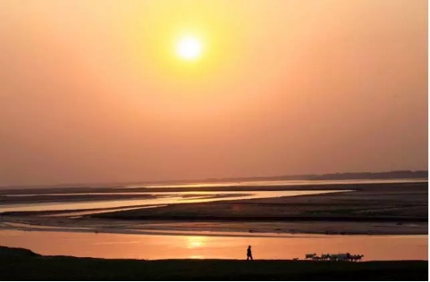 当你在看海的时候 我在看我家“云机房”